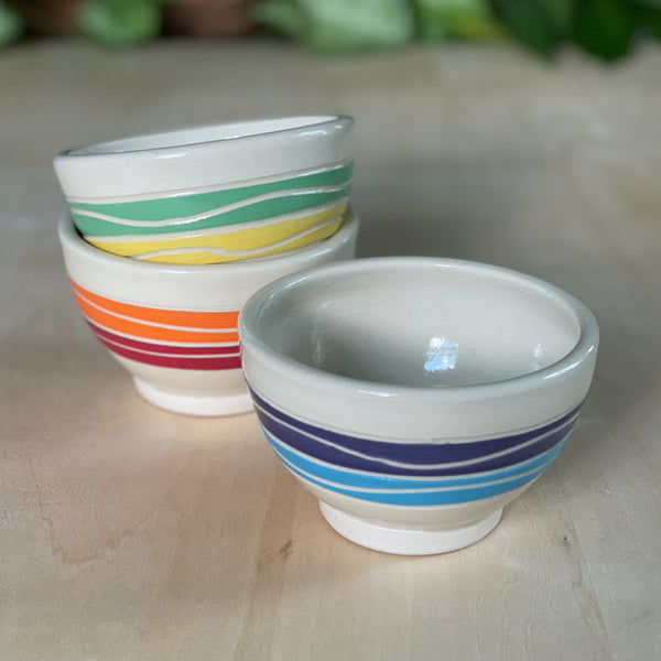 A Set of 3 Striped Mighty Spice Bowls