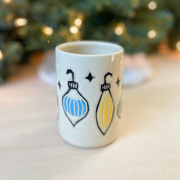 2023 Vintage Ornaments Winter Mug
