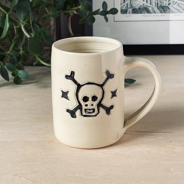 Skull and Cross Bones Mug